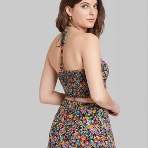 Wild Fable NWT Womens S Floral Keyhole Cutout Front Woven Sleeveless Cropped Top